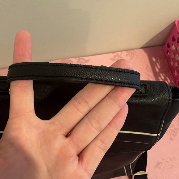 Tommy Hilfiger Black Backpack Convertible Bag Satchel Gold Accents - Picture 6 of 9